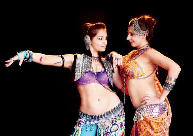 Dipika Vijay and Sanjana perform an Indian belly dance fusion. Pic courtesy/Anupam Mishra