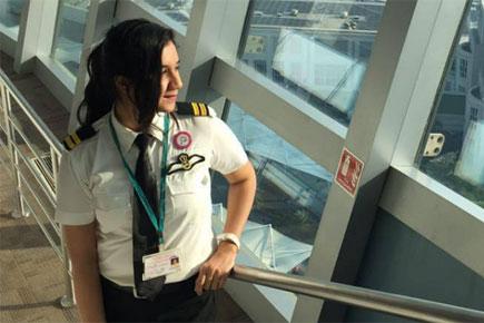 21-year-old Ayesha Aziz receives pilot license, to fly a MIG-29 fighter jet