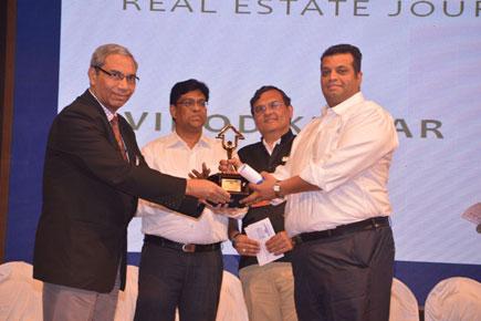 mid-day special investigations editor Vinod Kumar Menon wins prestigious award