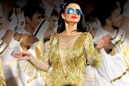 Bollywood actress Amy Jackson sizzles at IPL 2017 opening ceremony