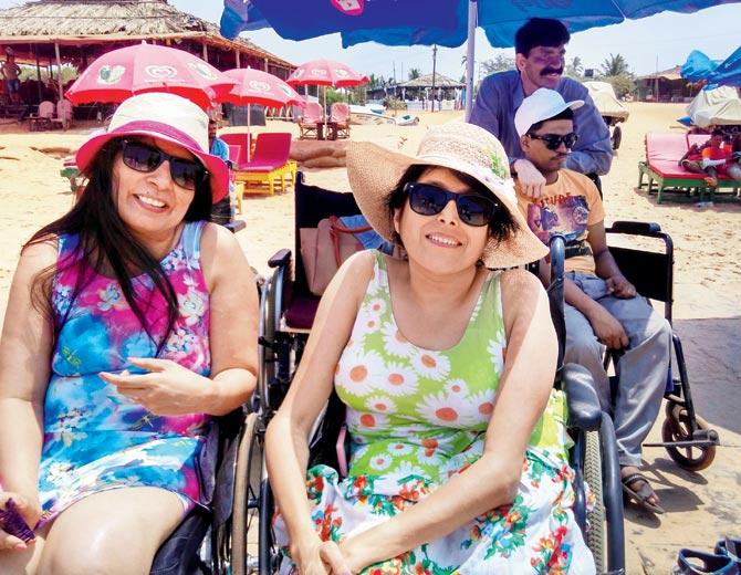 Sunita Sancheti and Neenu Kewlani soak up the sun at the beach