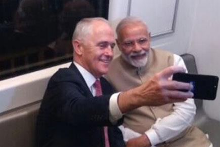 Narendra Modi, Australian PM Malcolm Turnbull take selfie during Delhi Metro ride