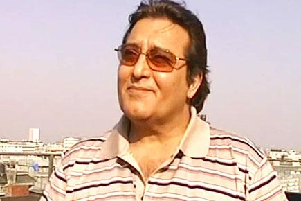 RIP Vinod Khanna: Bollywood shuts down to mourn   