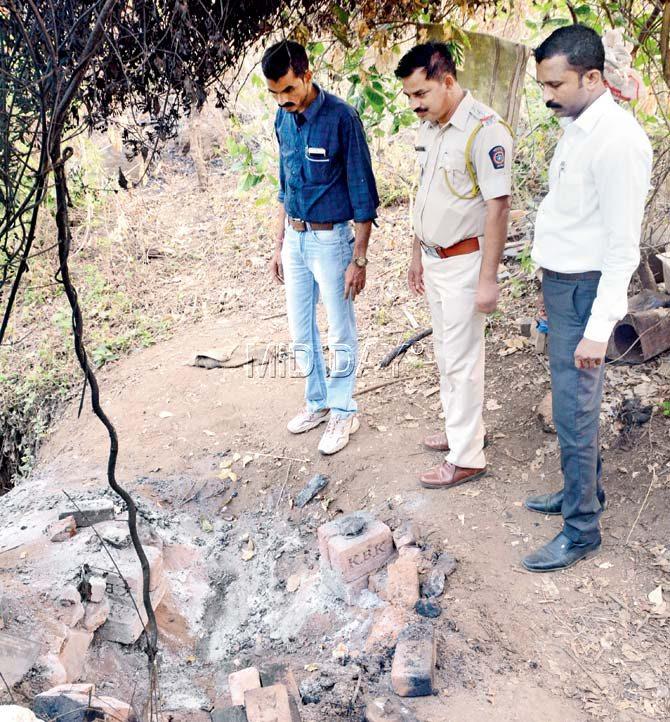 Cops from Padgha Police Station, in a forested area under their jurisdiction, where they had, earlier in April conducted a raid on a hooch making bhatti
