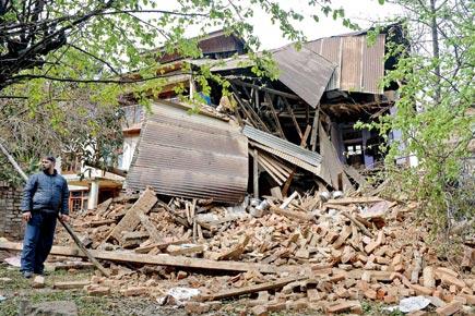 Three soldiers trapped in avalanche in Ladakh die