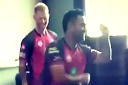 Watch video: Pune Supergiant star MS Dhoni puts on his dancing shoes