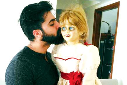 Why was Akshay Oberoi kissing a voodoo doll?