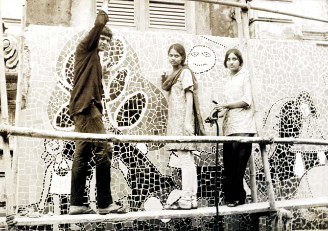 In 1972, Altaf, Navjot (right) and Shobha Ghare executed a 127-feet long and eight-feet high mural at Dawoodbhoy Fazalbhoy High School at Bhendi Bazaar, which reflected children’s drawings from a school in Kihim. “It was our first collaborative work together. We used coloured ceramic tiles specially manufactured by Johnson Tiles,” says Navjot
