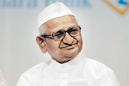 Anna Hazare warns Narendra Modi of another agitation