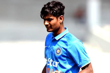 Anukul Roy all-round show helps India U-19 defeat England by 5 wickets