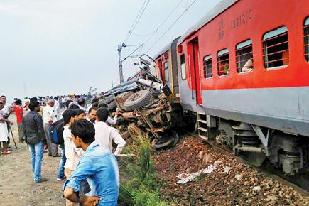 100 passengers injured as train derails in Auraiya