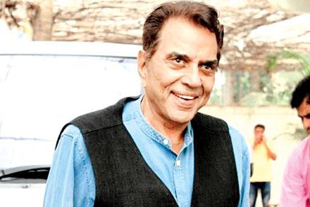 81-year-old Bollywood actor Dharmendra spotted in public after hiatus