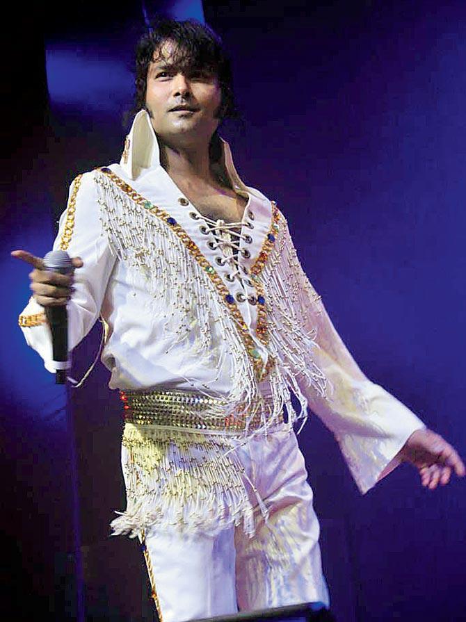 Siddharth Meghani as Elvis Presley
