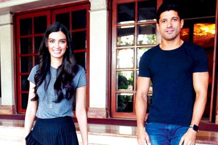 Farhan Akhtar and Diana Penty promote 'Lucknow Central' at mid-day