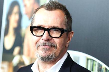 Gary Oldman gets into the skin of character for 'The Hitman's Bodyguard'