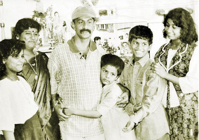 (From left) Yogita, Asha, Arun, Yogesh, Mahesh, Geeta, circa late 1990s