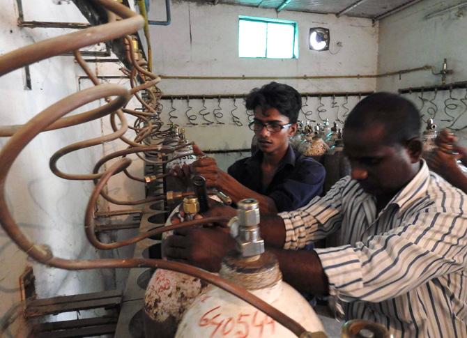 Gorakhpur hospital oxygen supplier denies 