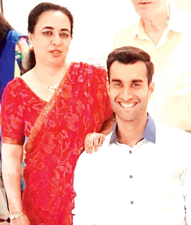 Yuki Bhambri with his mom Indu 