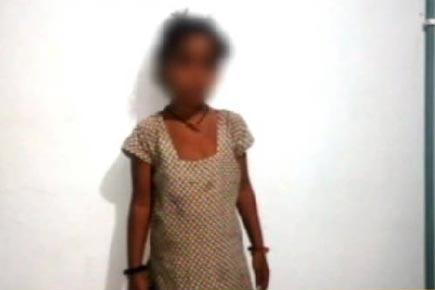 Minor girl forced to scavenge by miscreant in Chhatarpur
