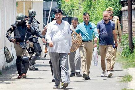 Terror funding case: NIA raids 12 places in Jammu and Kashmir