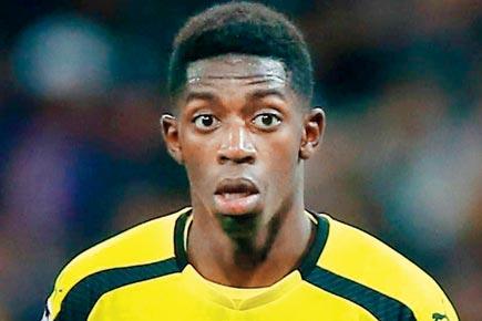 Barcelona sign Ousmane Dembele from Dortmund for 105 million euros