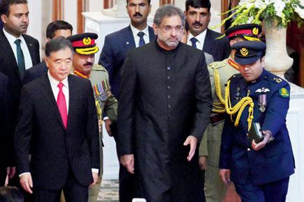Pakistan PM Shahid Khaqan can't free self from India barbs on Independence Day
