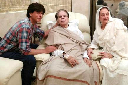 SRK visits Dilip Kumar at his Mumbai home, Saira Banu shares heartwarming photos