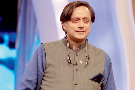 Shashi Tharoor urges Delhi HC to stop Goswami from misreporting on Pushkar