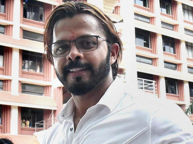 Cricketer S. Sreesanth at the Kerala High Court in Kochi on Monday. The Court on Monday lifted the life ban imposed on him by the Board of Control for Cricket in India (BCCI) in the 2013 Indian Premier League (IPL) spot-fixing case. PTI Photo