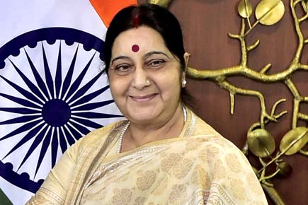 Sushma Swaraj flags off first wheat consignment to Afghanistan 
