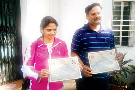 Himalayan con couple sacked from Pune police for faking Everest summit