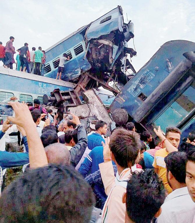 Coaches of the Puri-Haridwar Utkal Express derailed in Khatauli on Saturday