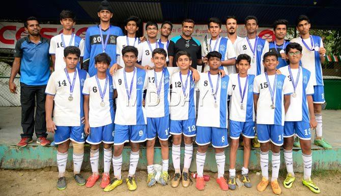 Runners-up Army Public School (Colaba) players with their medals yesterday. PIC/ SURESH KARKERA