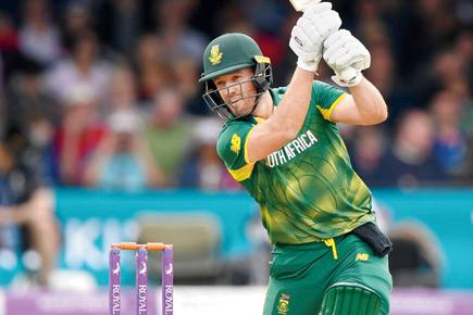 AB de Villiers quits as South Africa ODI captain, but commits to all formats