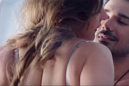 Zaren Khan Ful Sex Videos - Aksar 2' trailer: Zareen Khan gets raunchy with Abhinav Shukla