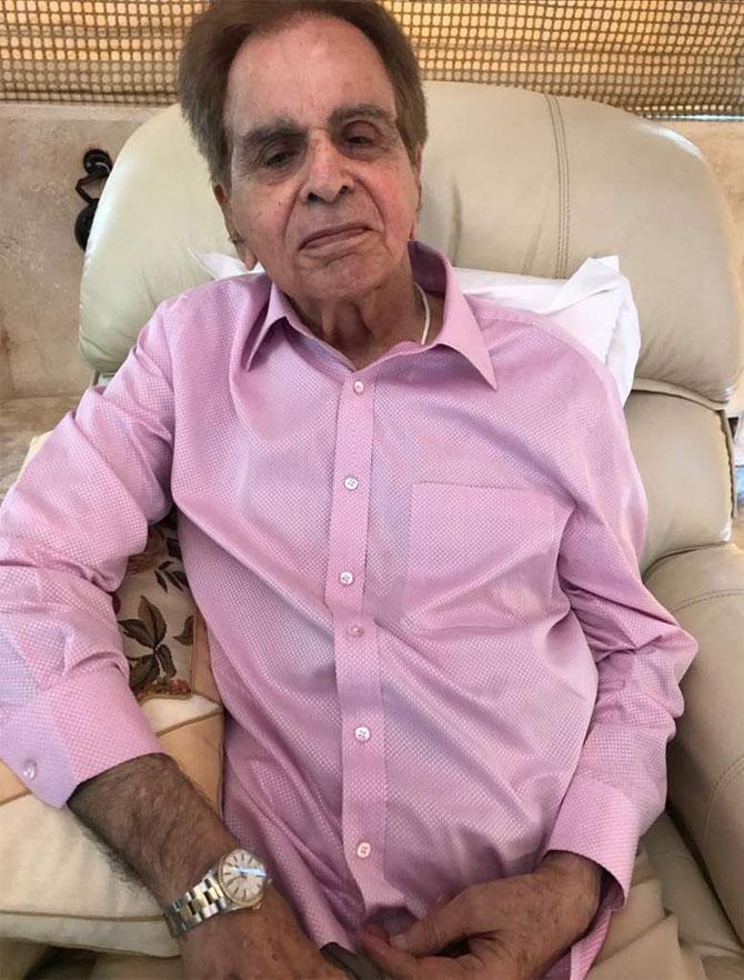 Dilip Kumar to be discharged from Mumbai hospital at 4 pm today