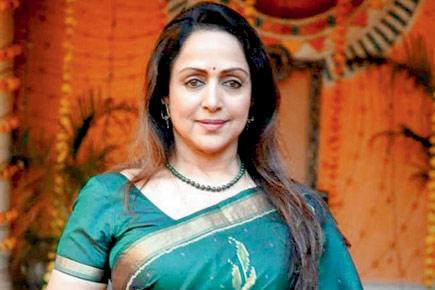 Hema Malini becomes first Bollywood star to appear on top Russian talk show