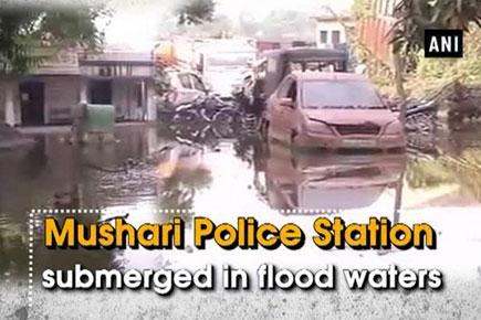 Mushari Police Station submerged in flood waters 