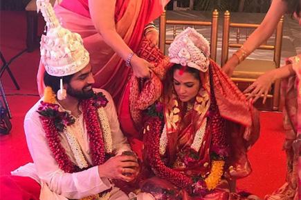 Riya Sen marries boyfriend Shivam Tiwari, Raima Sen shares photo from wedding