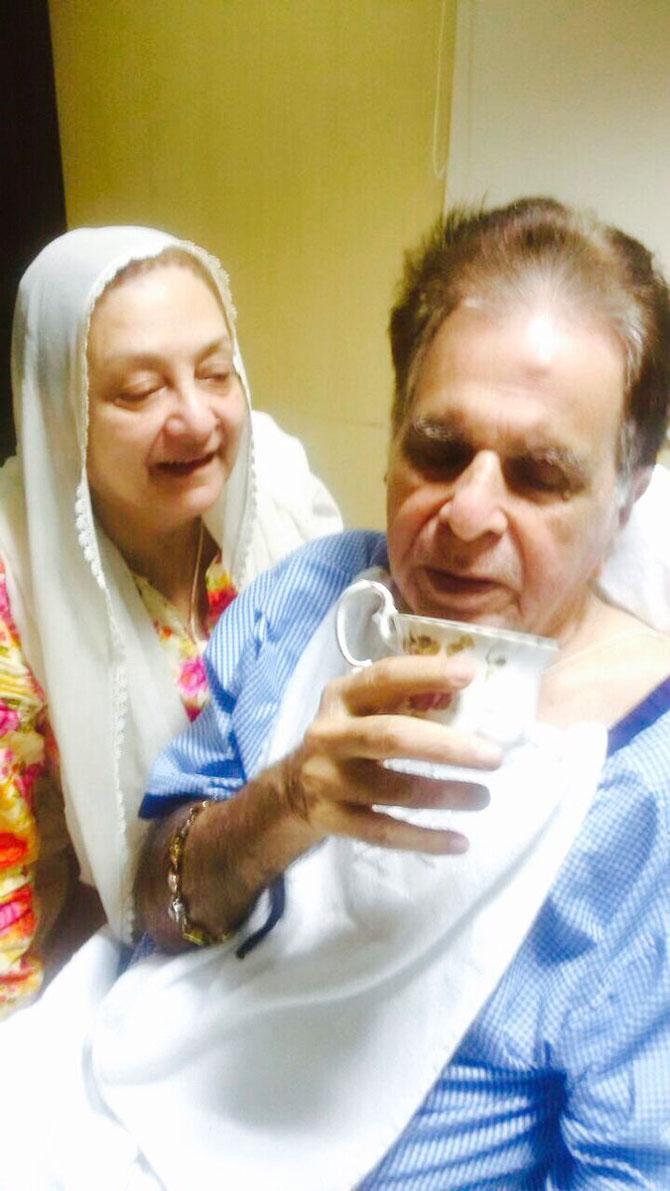Dilip Kumar with wife Saira Banu