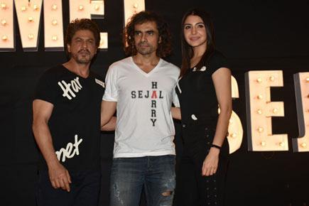 Shocking! Shah Rukh Khan admits to have never seen an Imtiaz Ali film before