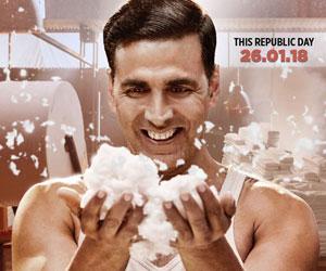 Akshay Kumar looks delighted in PadMan's new poster