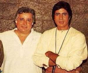 Amitabh Bachchan pays homage to Shashi Kapoor: To Shashji from your 'babbua'