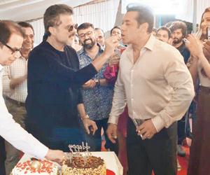 Anil Kapoor celebrates birthday on sets of Race 3 with Salman Khan