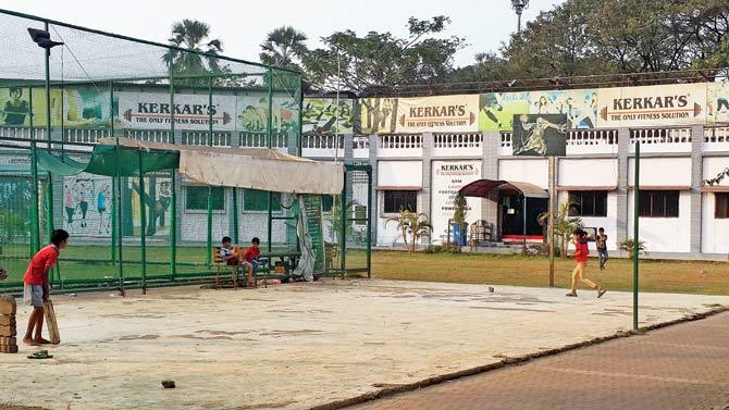 The Adi Ganesh Charitable Trust has been running a gymnasium and zumba dance classes on the plot and has even sublet a part of it to a football academy for a huge rent