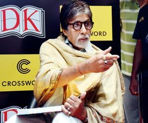 When Amitabh Bachchan loved his fan's pen so much that he kept it