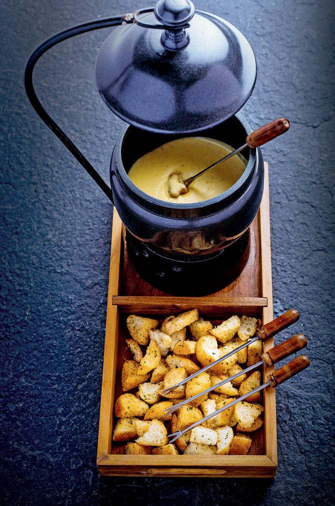 Molten delights: Cheese fondue