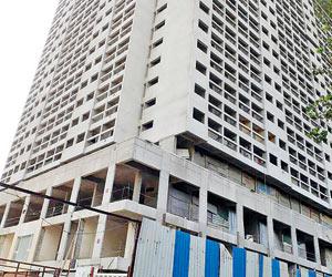 Mumbai: Debt ridden builders shy away from government's SRA projects