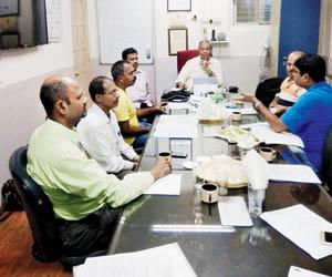 Parents, teachers devising innovative measures to save Marathi schools