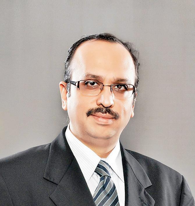 Dr Kaushal Malhan